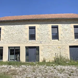 https://inviting-holiday-home-in-gourdon-with-terrace.midi-pyreneeshotels.com